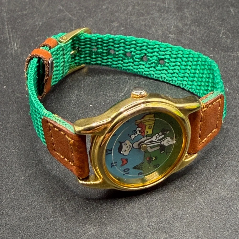 Vintage On Time Goldtone Pinnochio & Dog Watch Green Fabric Band Untested
